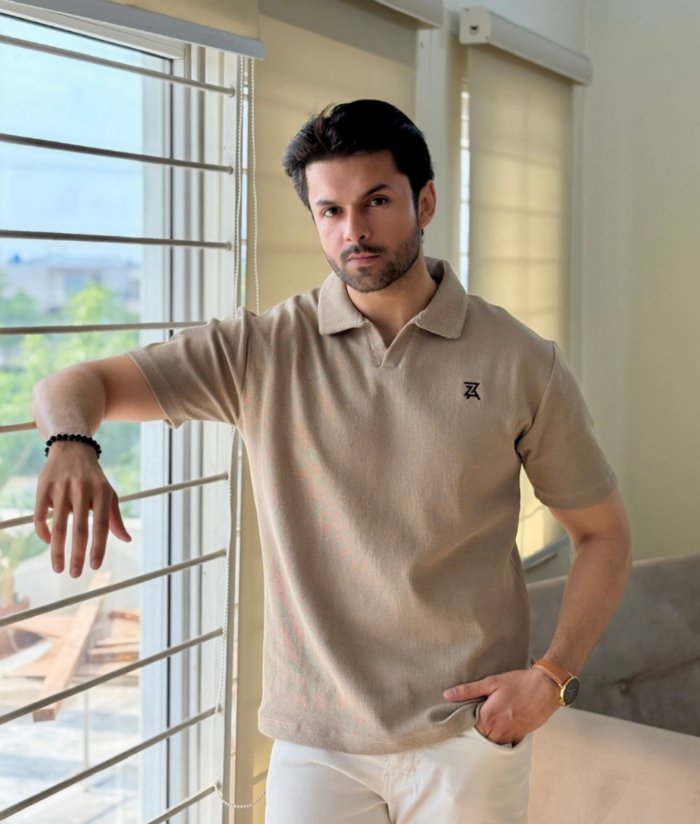 Textured knitted Polo-BEIGE